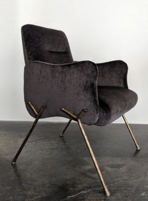 Fournir Collections Serpentine armchair